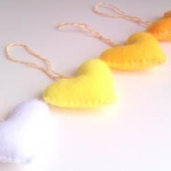 Wedding/party Hearts Decorations - Yellow shades, white - Set of 4 - Ornaments/favors/decor/gifts